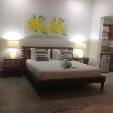Barrier Beach Resort Luganville Exterior foto